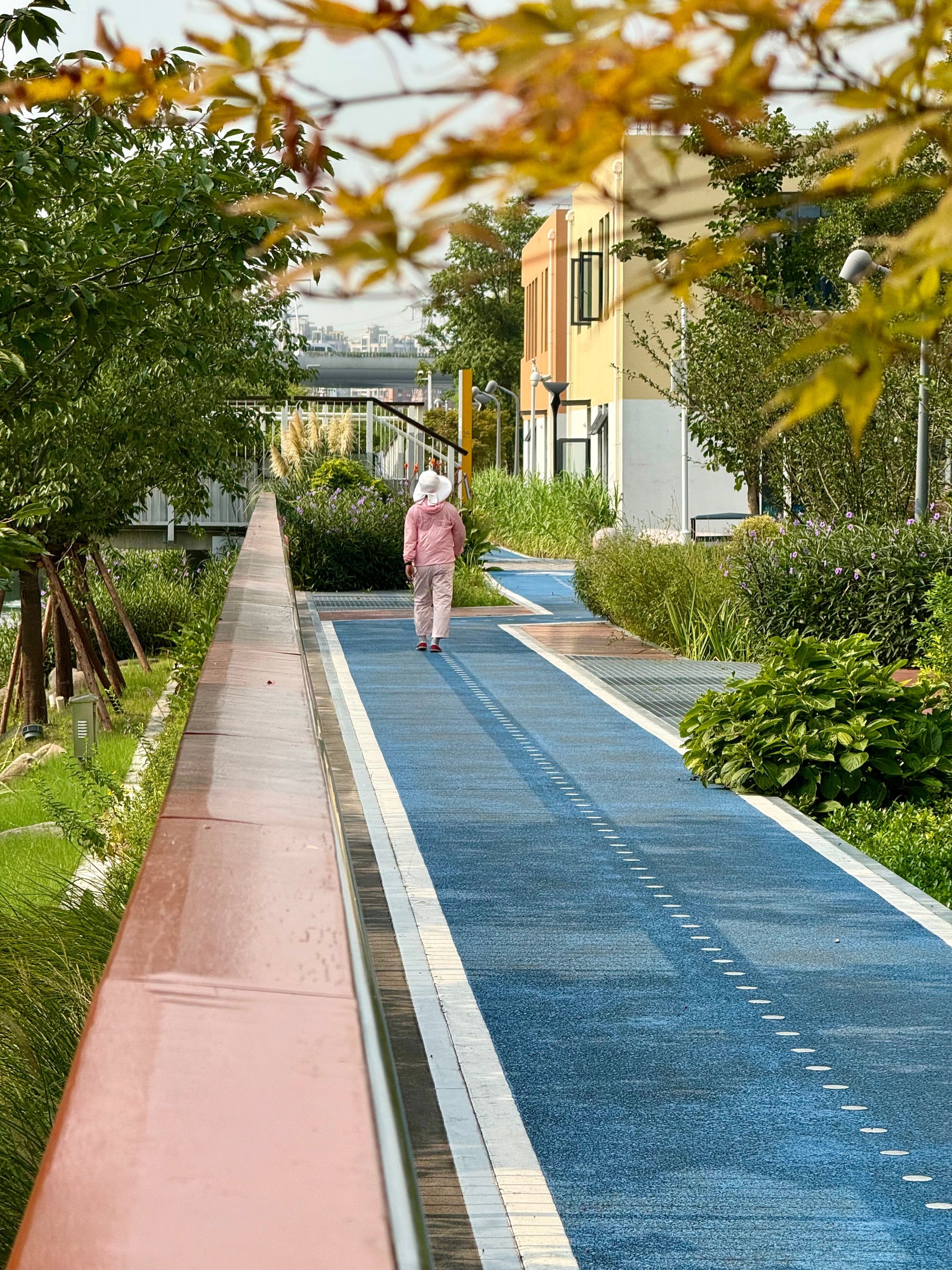 HOTEL OUTDOOR